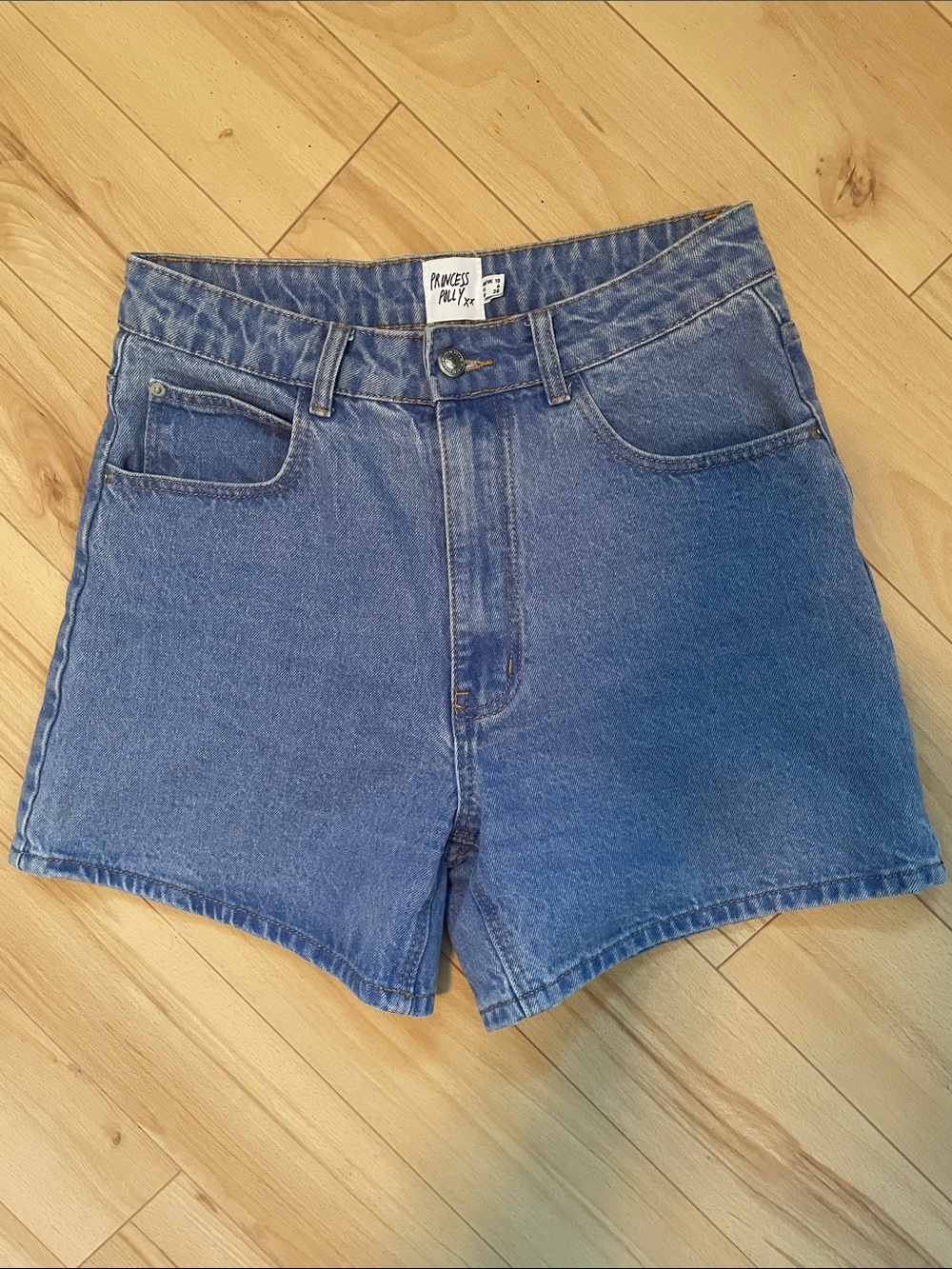 Princess Polly Sz 6 High Waisted Jean Shorts